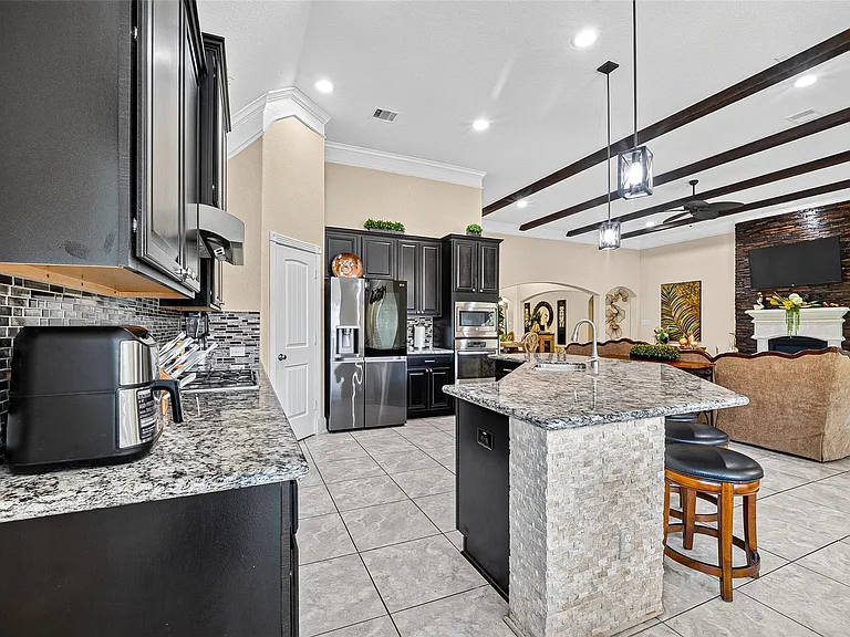 2624 Holbrook Springs Ln — Photo 11