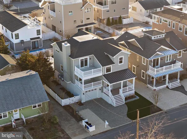 262 N 1st St, Surf City, NJ 08008