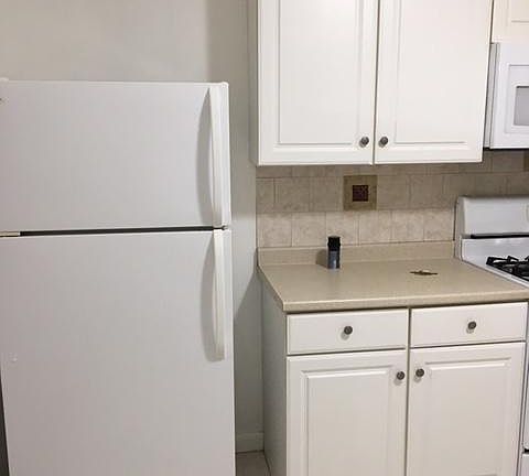 3rd image of 40 Austin Ave APT 202