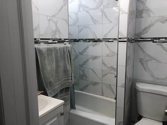 Rented by Signature Spaces NYC Corp | media 24
