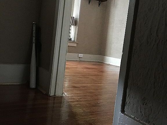 4th image of 4923 Theodore Ave