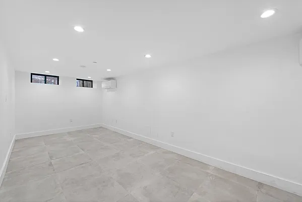 Rented by TorsX Inc | media 13