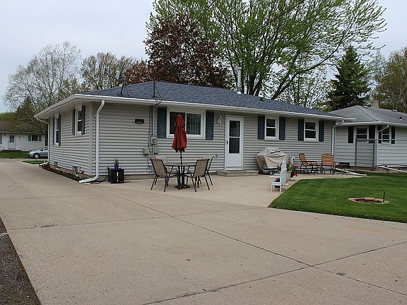 3rd image of 514 Twin Branch Dr