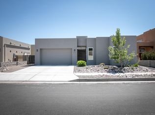 6108 Chimayo Dr NW, Albuquerque, NM 87120