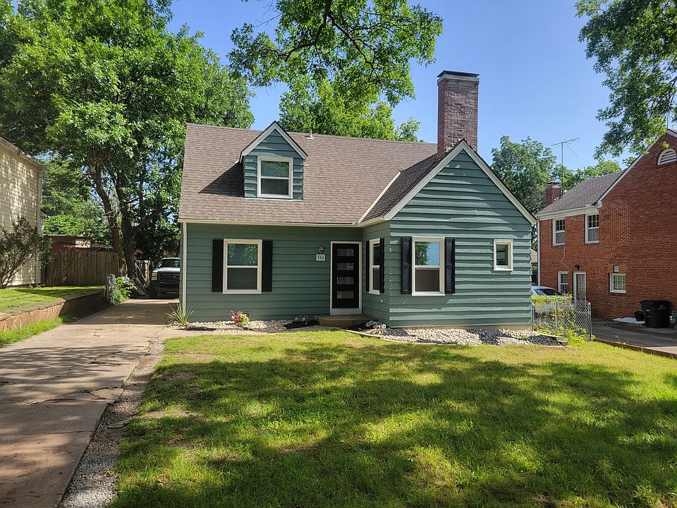 1st image of 304 E 14th St