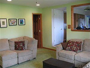 4th image of 11 Linton St