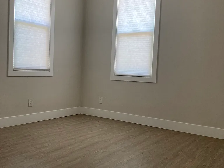95 Bisceglia Ave — Photo 5