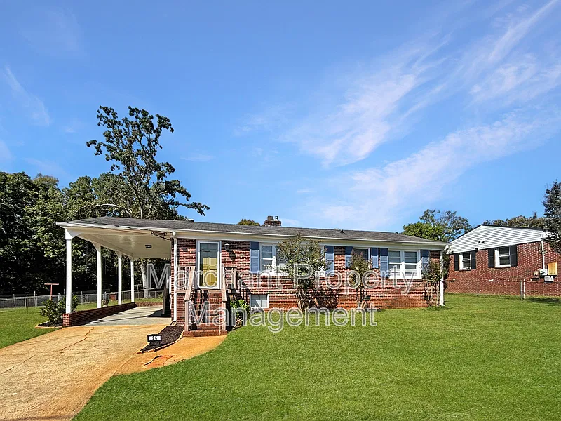 26 Maudie St