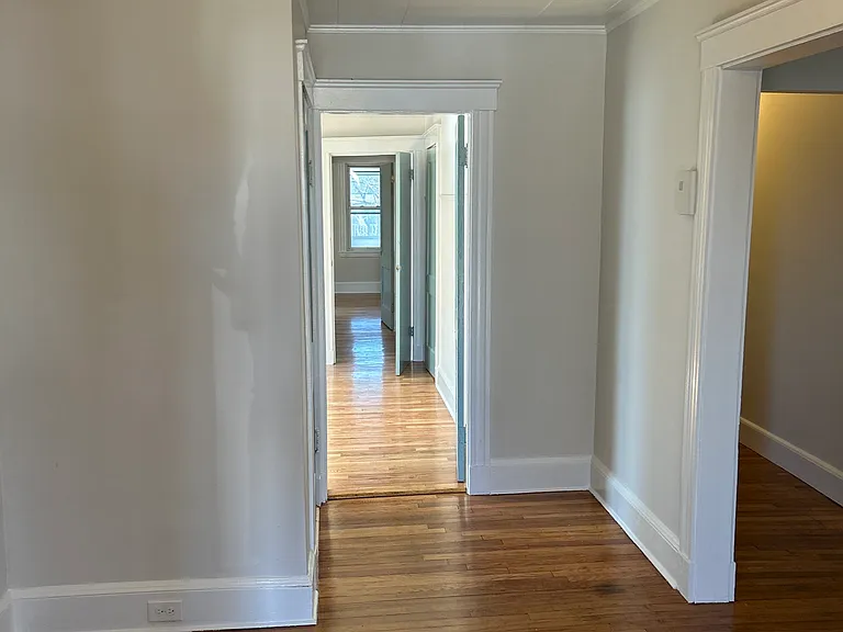 67 Stanley St #1B — Photo 1