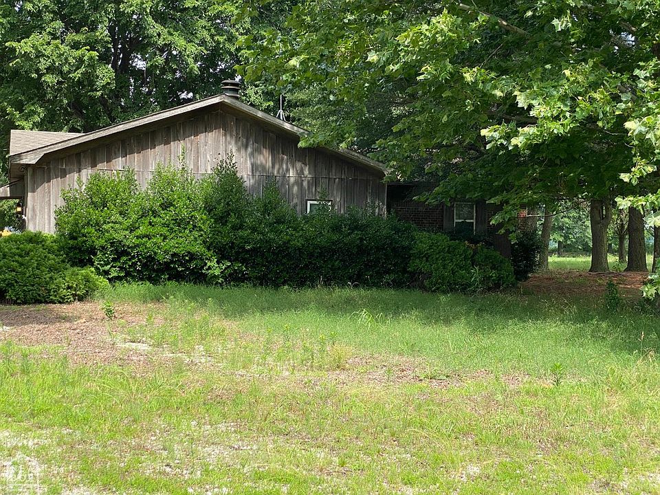 1st image of 301 Law #511