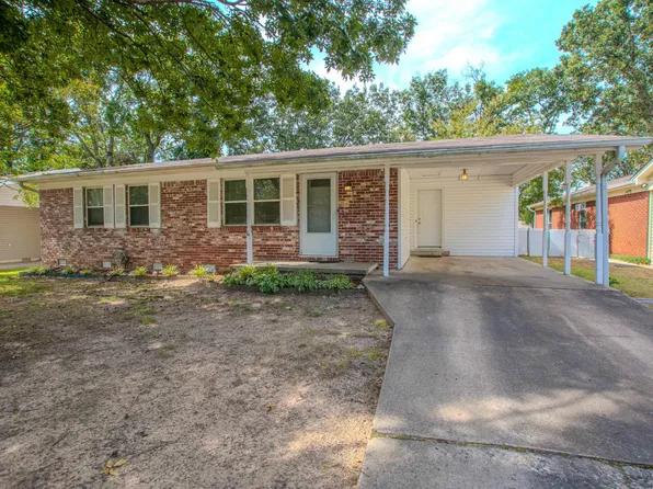 9125 Woodbine St, Sherwood, AR 72120