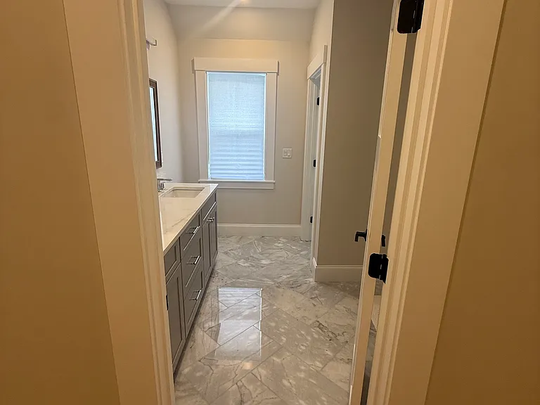 20 Florence St — Photo 6
