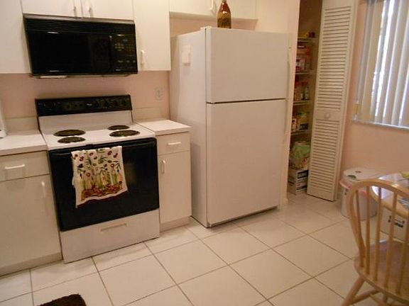 2nd image of 5032 Rose Hill Dr APT 3103