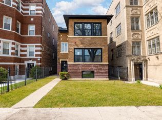 18 S Austin Blvd #1, Oak Park, IL 60304