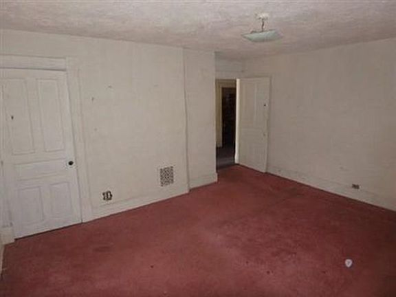 3rd image of 224 N Paul Laurence Dunbar St