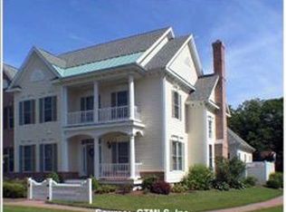 19 Billingsgate Dr, Simsbury, CT 06070