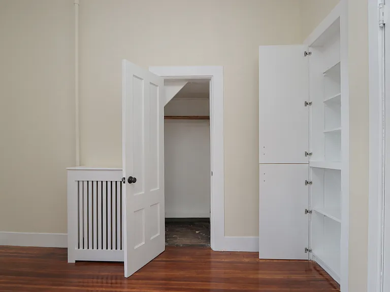 1851 Northampton St #1L — Photo 33