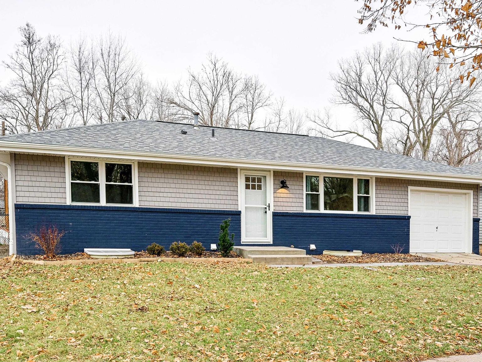 5724 Otoe St, Lincoln, NE 68506 Zillow