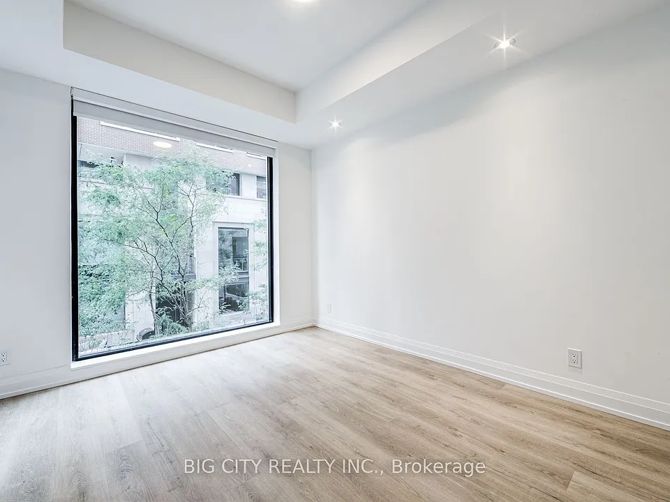 36 Brentcliffe Rd #M05