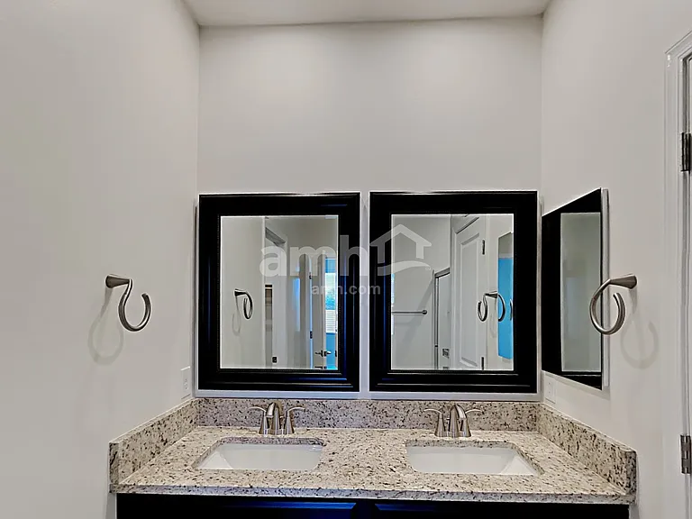 672 N Nestled Hummingbird Ln — Photo 10