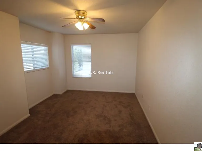 5611 Bertha Dr — Photo 43