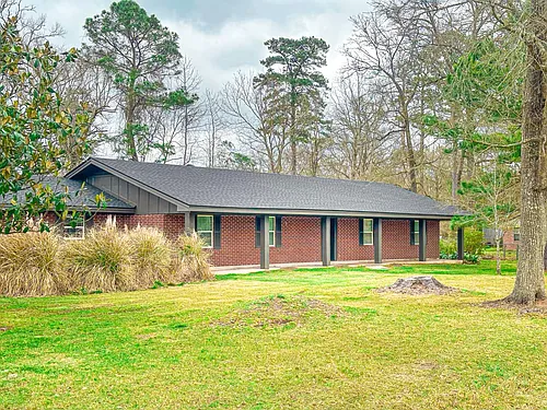 1015 Maplewood Dr Photo 1