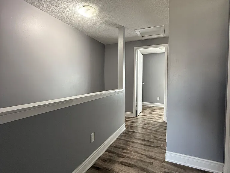 255 Northlake Dr #6 — Photo 9