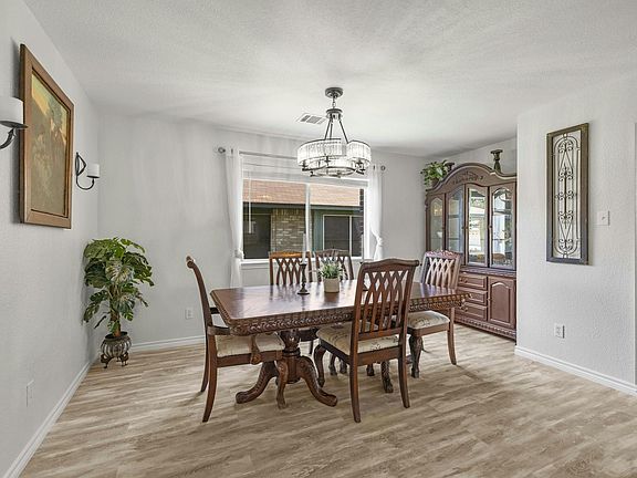 4th image of 2706 Turtle River Dr