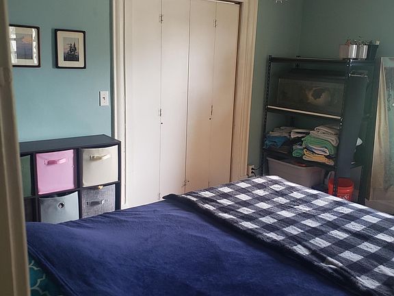 4th image of 653 Erie St SE #1