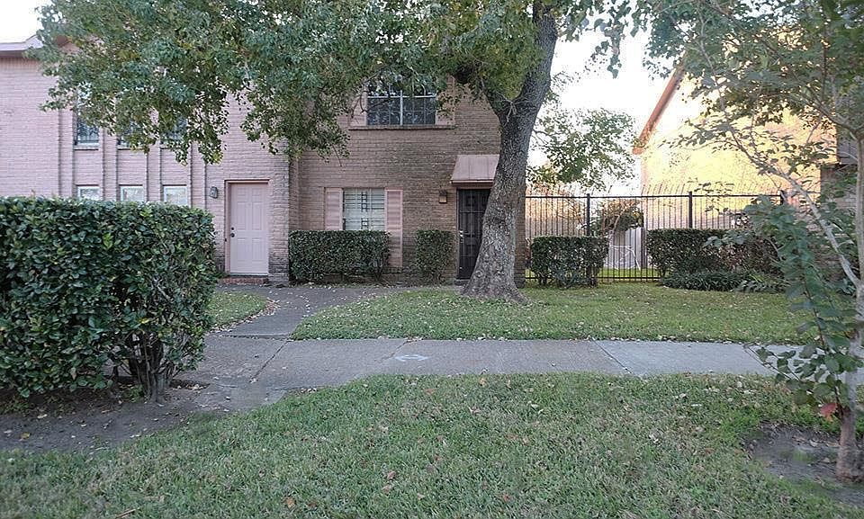 1st image of 6811 Chasewood Dr