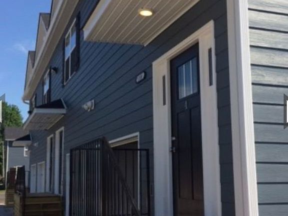 2nd image of 1138 Kenton St #D