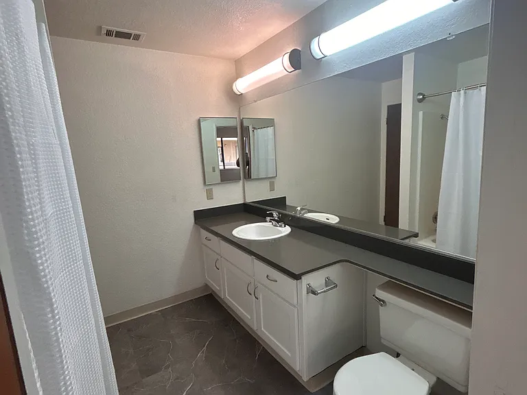 Sedona Condos — Photo 9