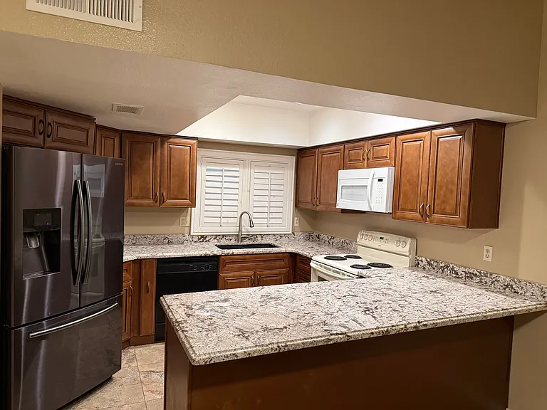 1865 E Kirkland Ln — Photo 16
