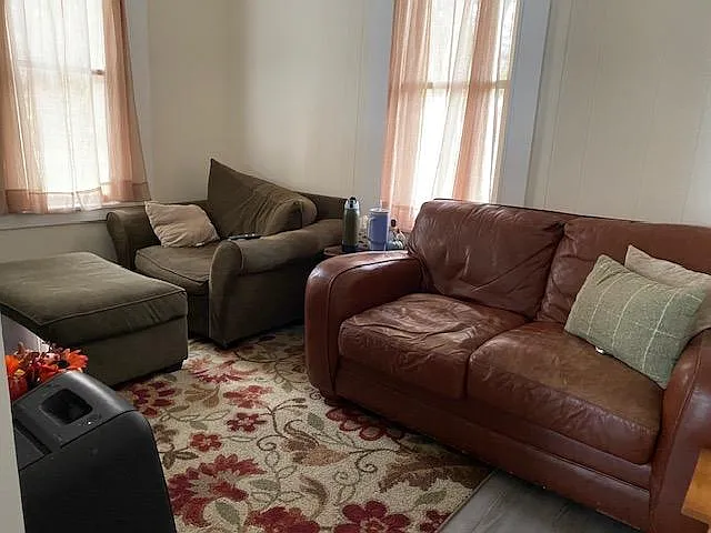 13 Burlington St #2 — Photo 4