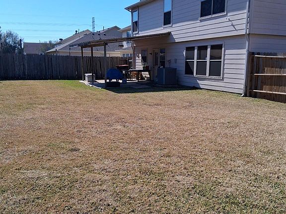 4th image of 9607 Rads Point