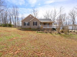 4178 Horseshoe Rd, Appomattox, VA 24522