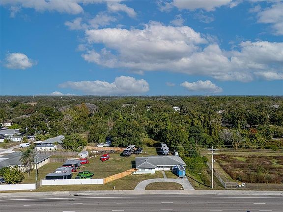 5th image of 4431 Fruitville Rd