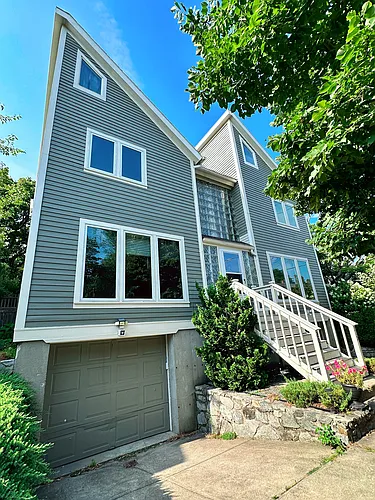 208 University Ave Photo 1