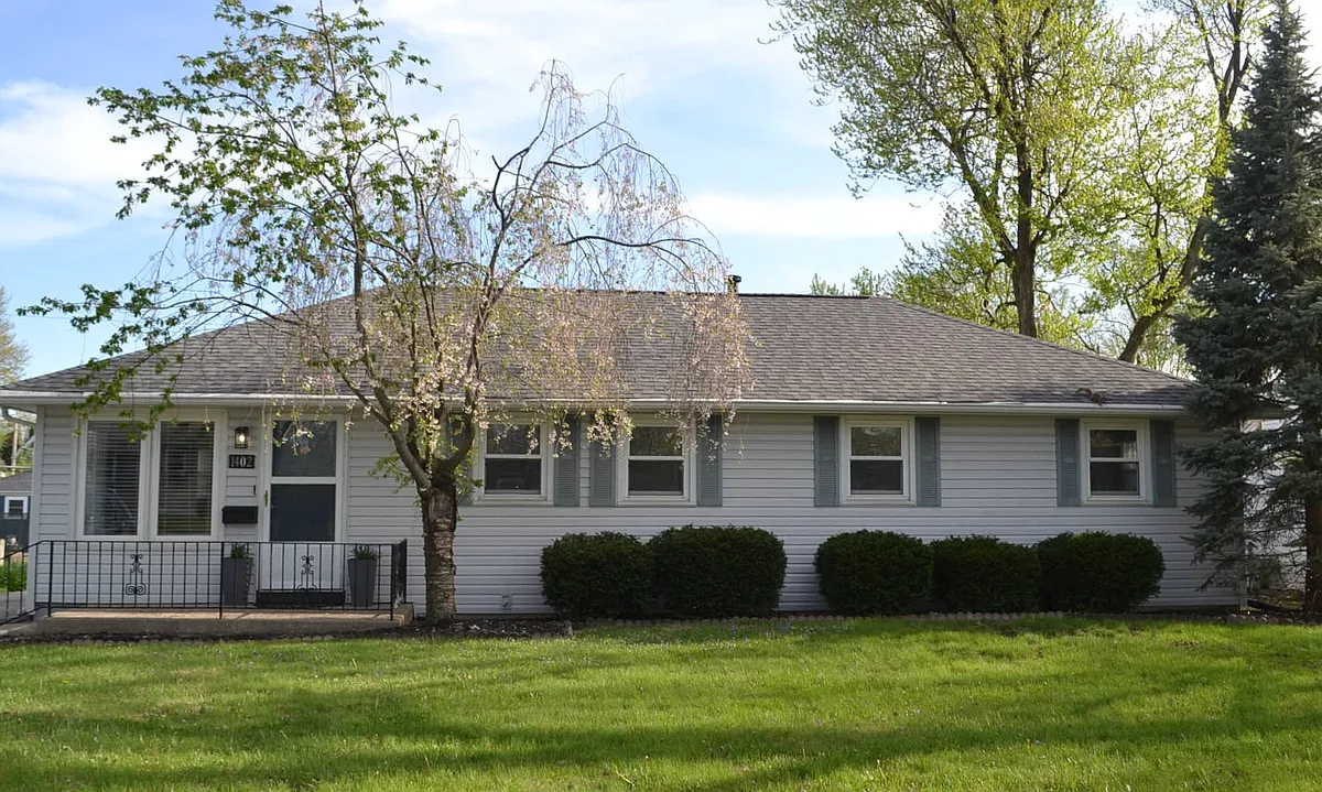 Building Photo - 1402 Kenwood Ave