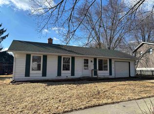 1821 Myra Ave, Janesville, WI 53548