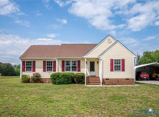 5280 W Quaker Rd, Disputanta, VA 23842