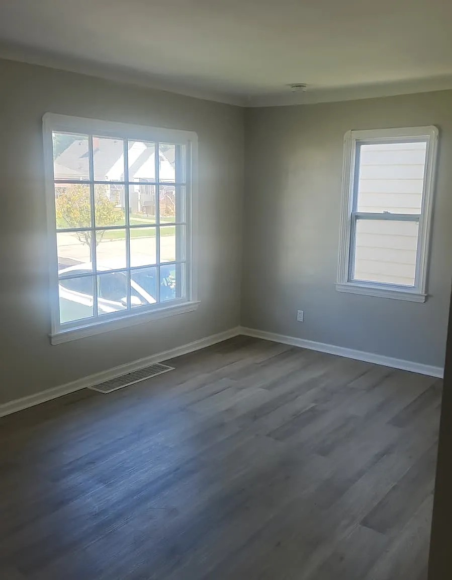 3 bed, 1200 sqft, $2,150 — Photo 1