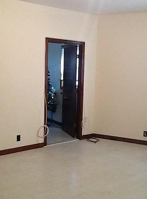 2nd image of 637 Beach St #1