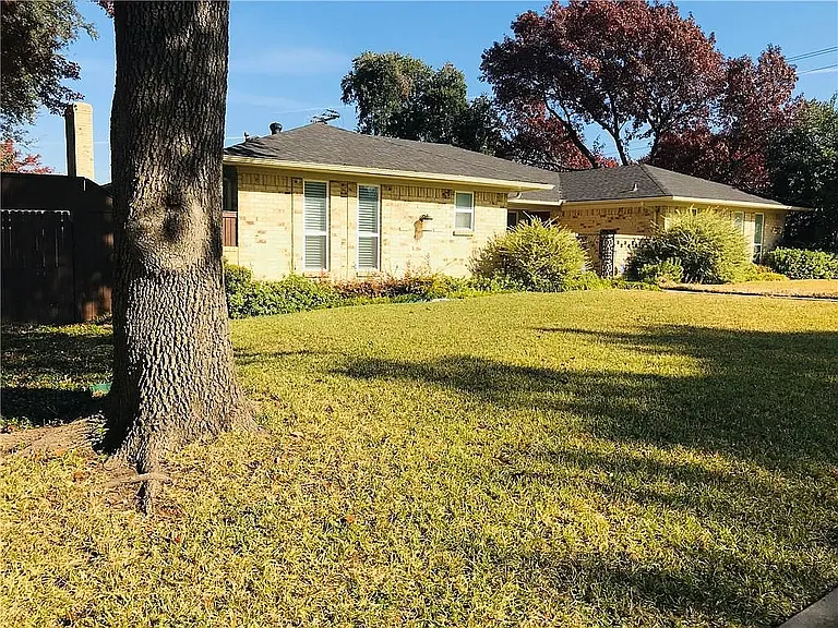 7623 Wellcrest Dr — Photo 12