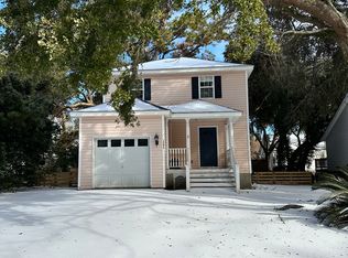 1272 Hampshire Rd, Charleston, SC 29412