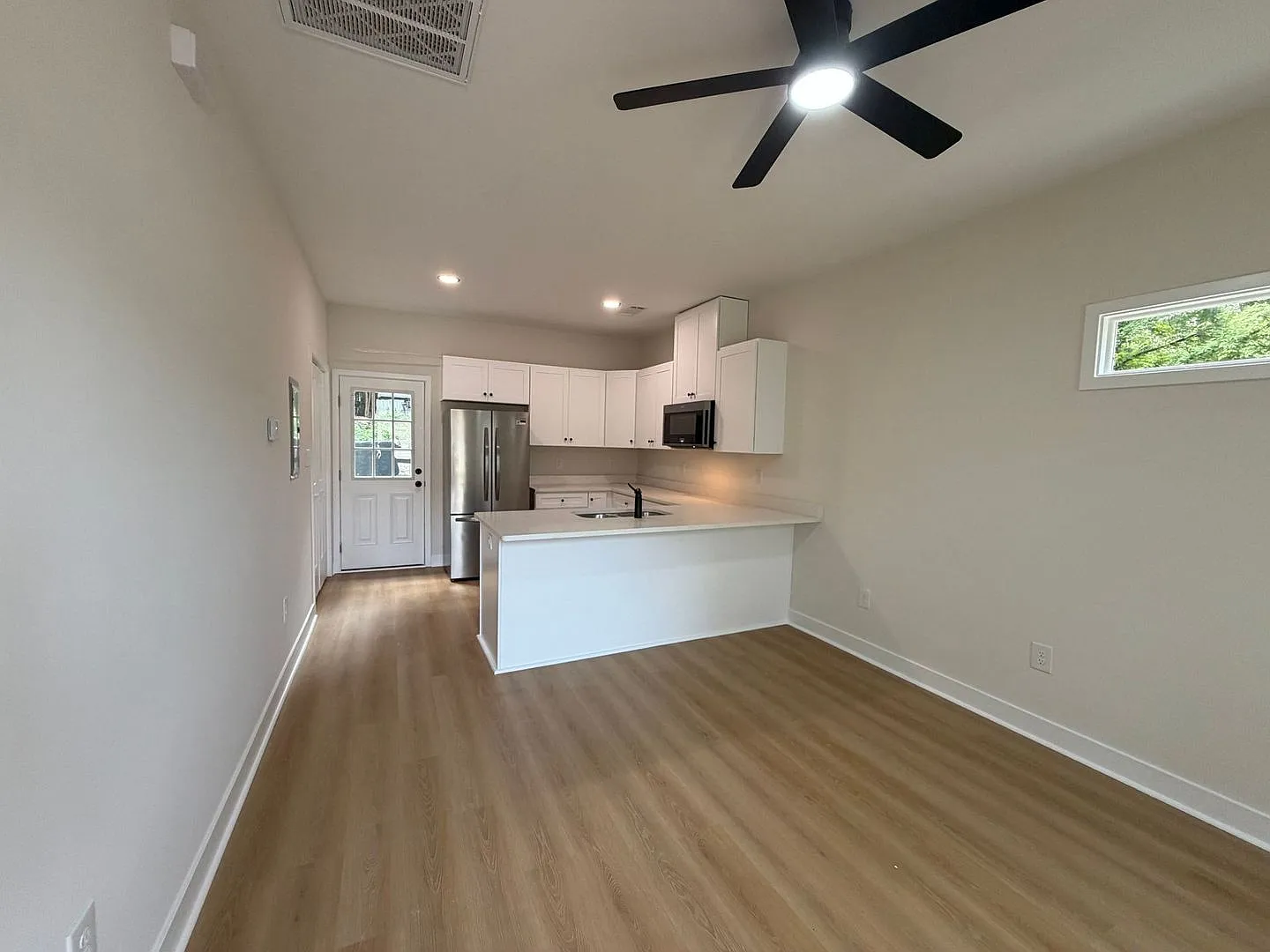 Pre-Leasing For August 9th 2027! — Photo 2