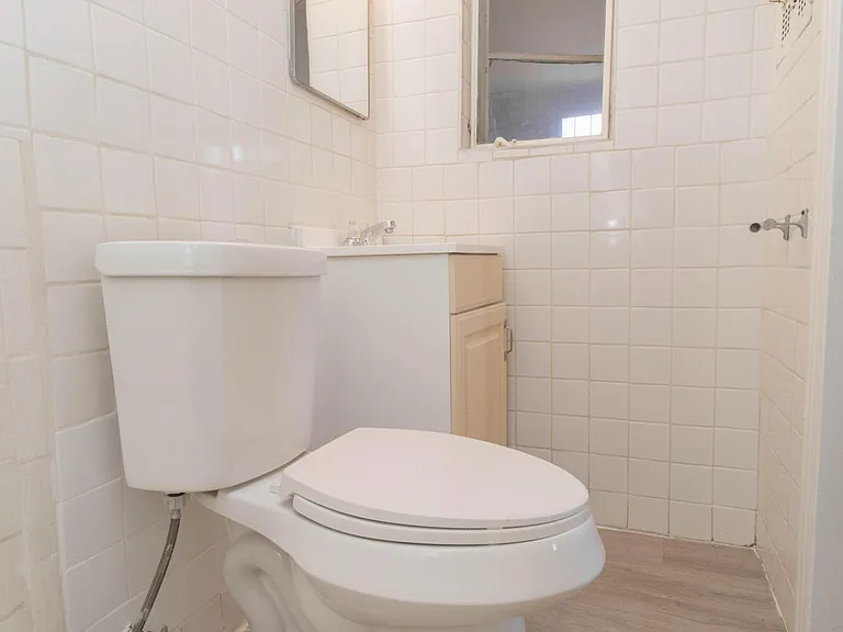 321 Walsh Ln — Photo 34