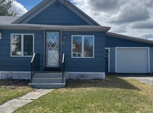 8 Maynard Street, Washburn, ME 04786