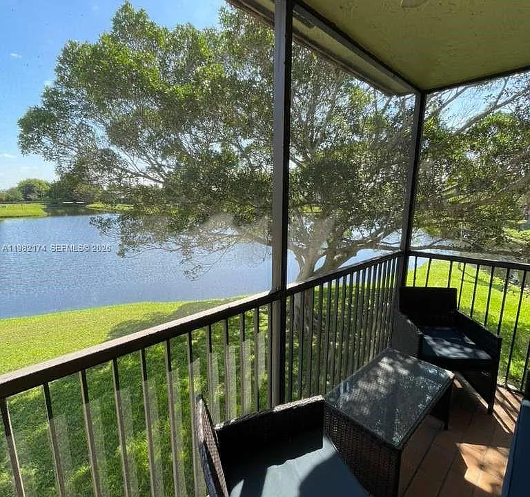 436 Lakeview Dr