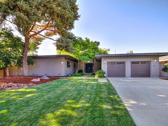 4th image of 44498 N El Macero Dr